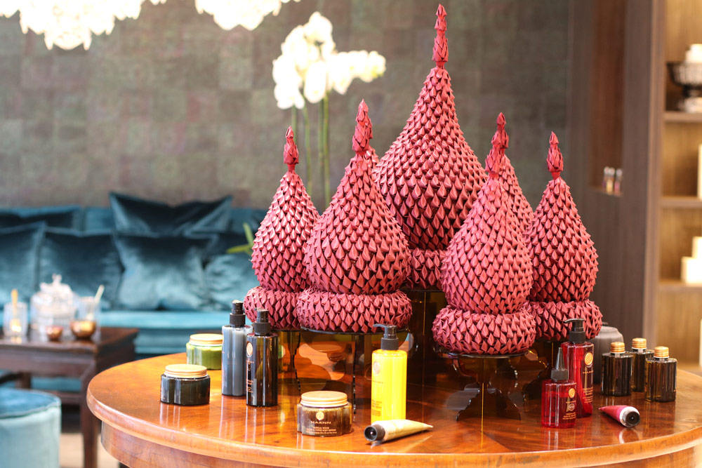 Paul Harnn Shop Flagshipstore Zh Auslage Mood Naturkosmetik Dekoration Design