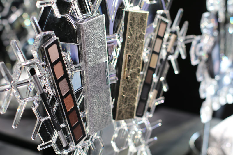 Mac Snowball collection holidays 2017 makeup eyeshadow palette
