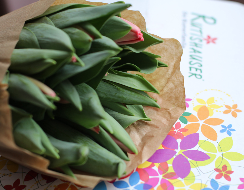 Mit dem sonrisa-Code gibt es zehn Prozent Rabatt auf den Tulpenservice von Flowerweb.