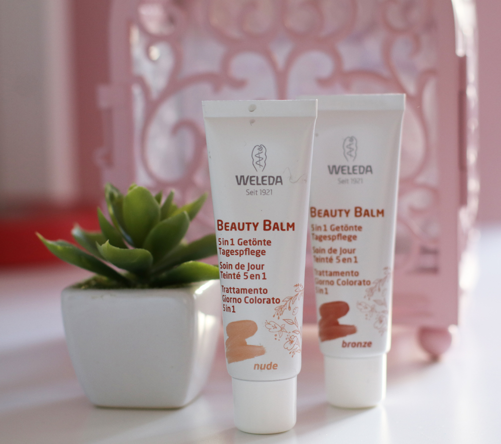 Die neuen Beauty-Balms von Weleda vereinen Pflege und einen Hauch von Farbe in einem Produkt. 