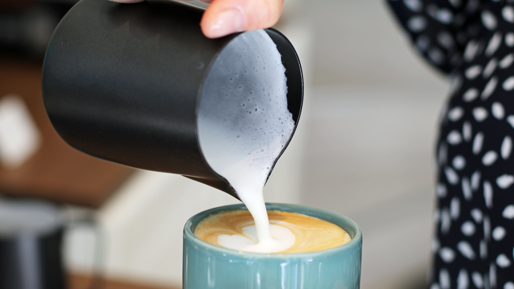 In drei Schritten zum perfekten Cappuccino