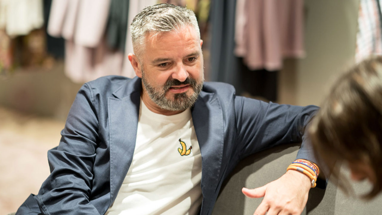 Star-Designer Adrian Runhof gibt Tipps für glamouröse Partynächte