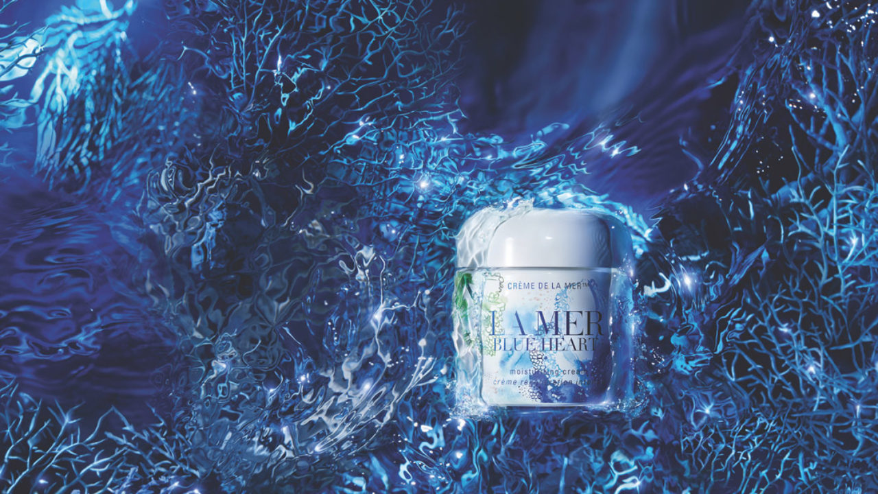 mit dem Kauf der limitierten Blue Heart Limited-Edition Crème de la Mer tust Du nicht nur Deiner Haut etwas gutes, sondern - yay – unterstützst auch grad noch verschiedene Umweltprojekte zum Schutz der Weltmeere.