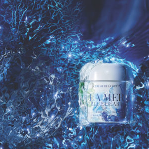 mit dem Kauf der limitierten Blue Heart Limited-Edition Crème de la Mer tust Du nicht nur Deiner Haut etwas gutes, sondern - yay – unterstützst auch grad noch verschiedene Umweltprojekte zum Schutz der Weltmeere.