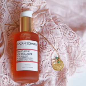 sonrisa loves: Nazan Schnapp Rinse Away Oil Cleanser mit Rosenquarz