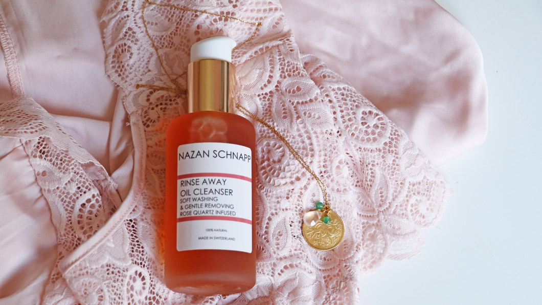 Edelstein-Kosmetik made in Switzerland: Nazan Schnapp Rinse Away Oil Cleanser