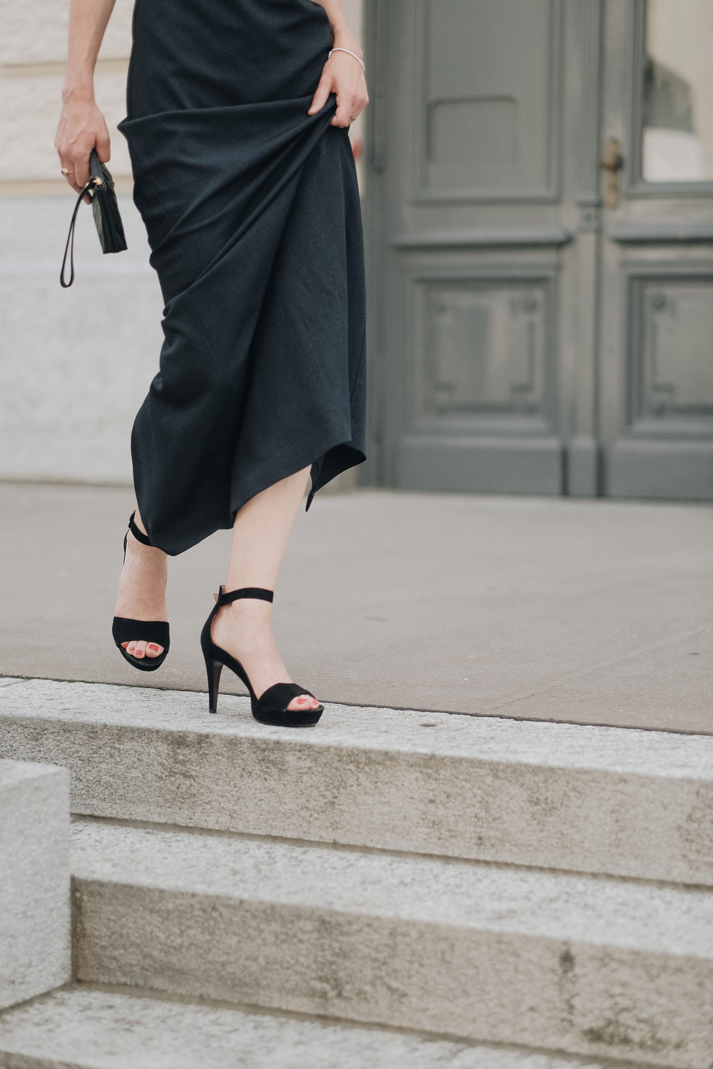 Selbstliebe auf flachen Schuhen mit Ochsner Shoes.