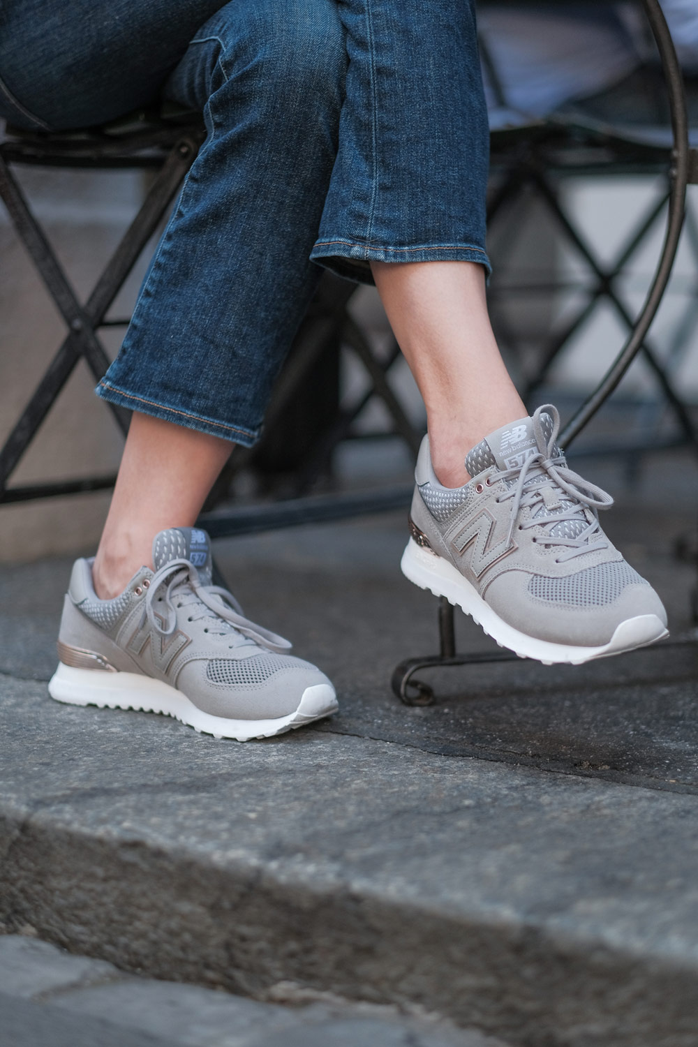 Selbstliebe auf flachen Schuhen mit Ochsner Shoes.