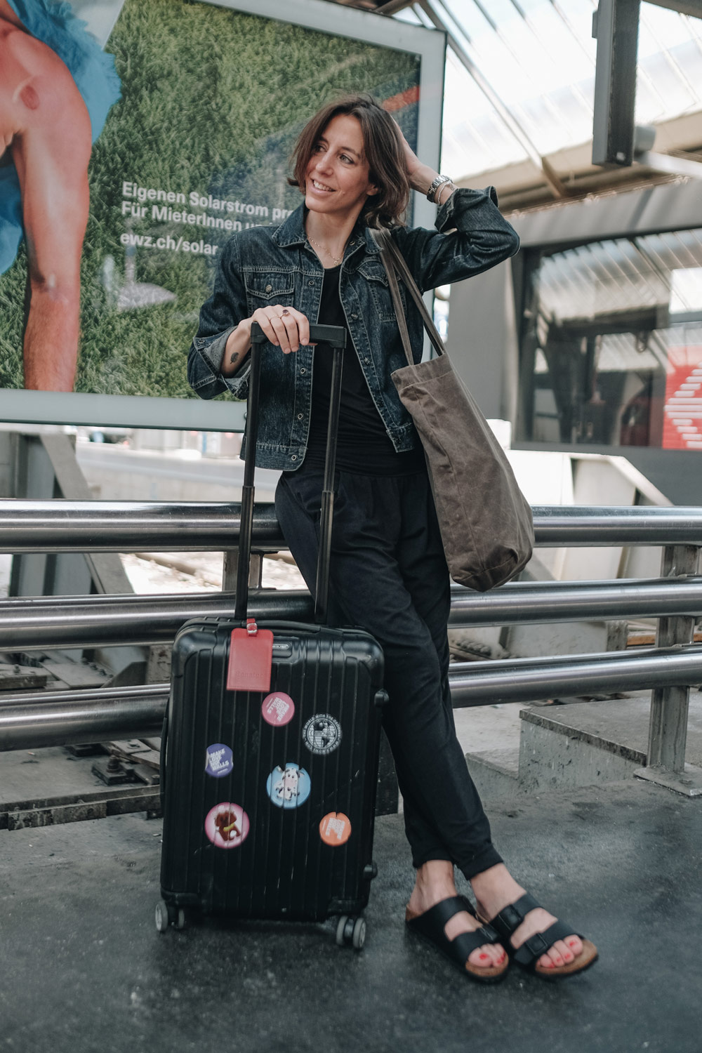 Selbstliebe auf flachen Schuhen mit Ochsner Shoes.