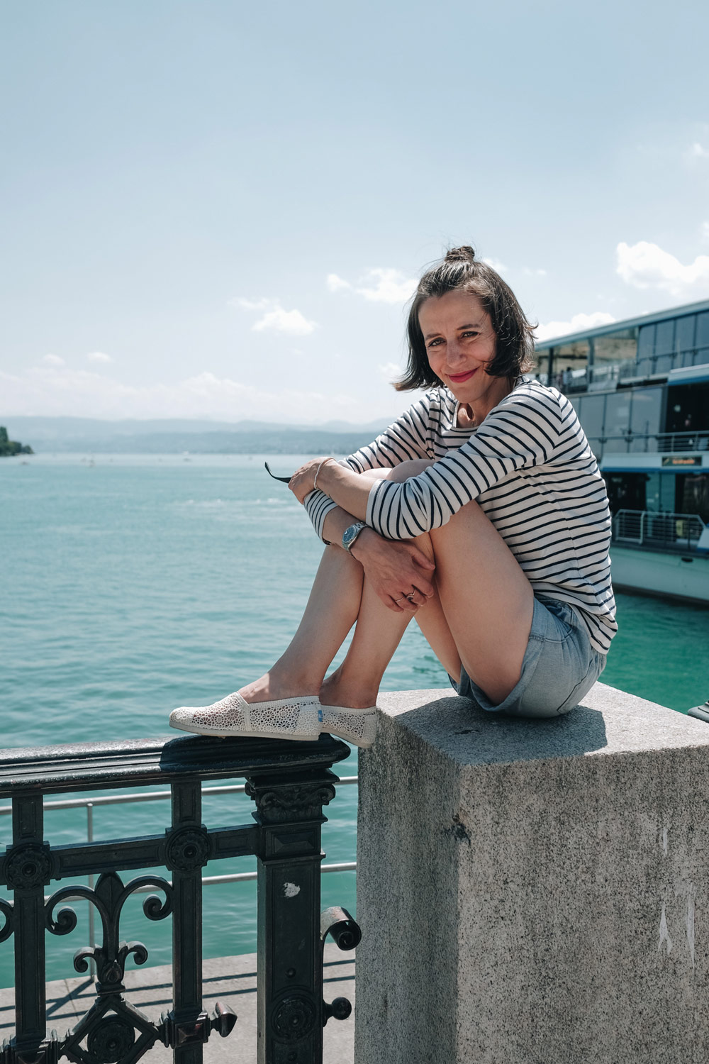 Selbstliebe auf flachen Schuhen mit Ochsner Shoes.