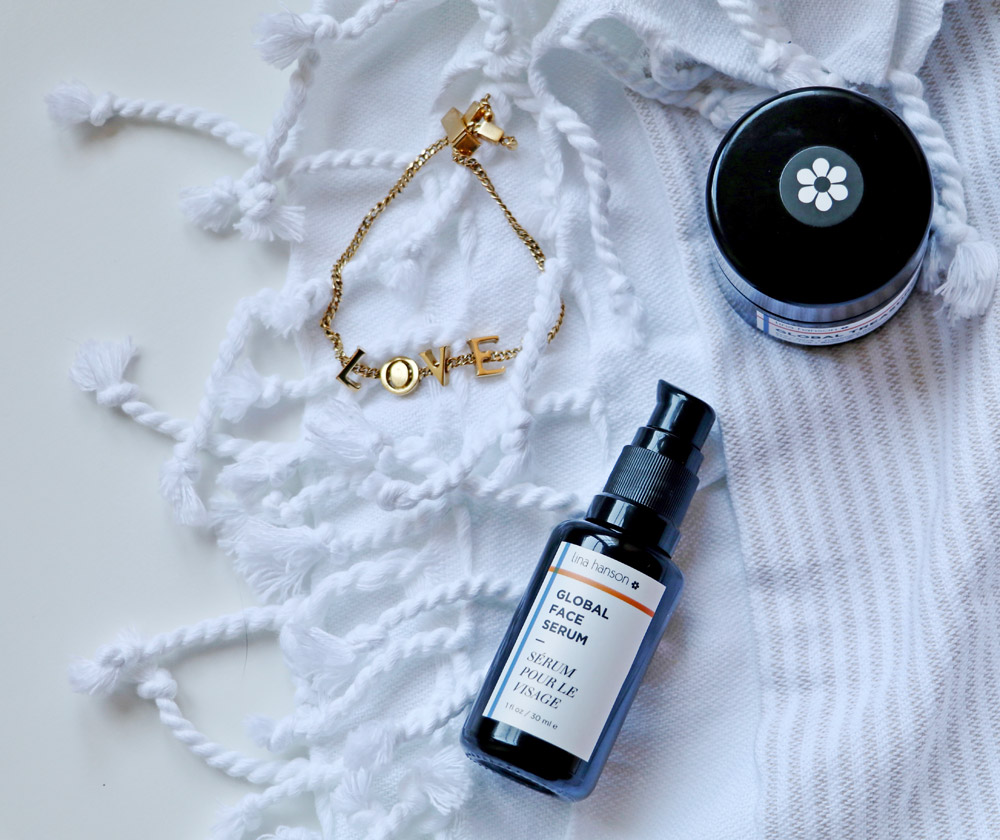 Star-Visagistin und Naturkosmetik-Expertin Lina Hanson verrät exklusiv auf sonrisa die besten Tipps für einen schönen Teint.