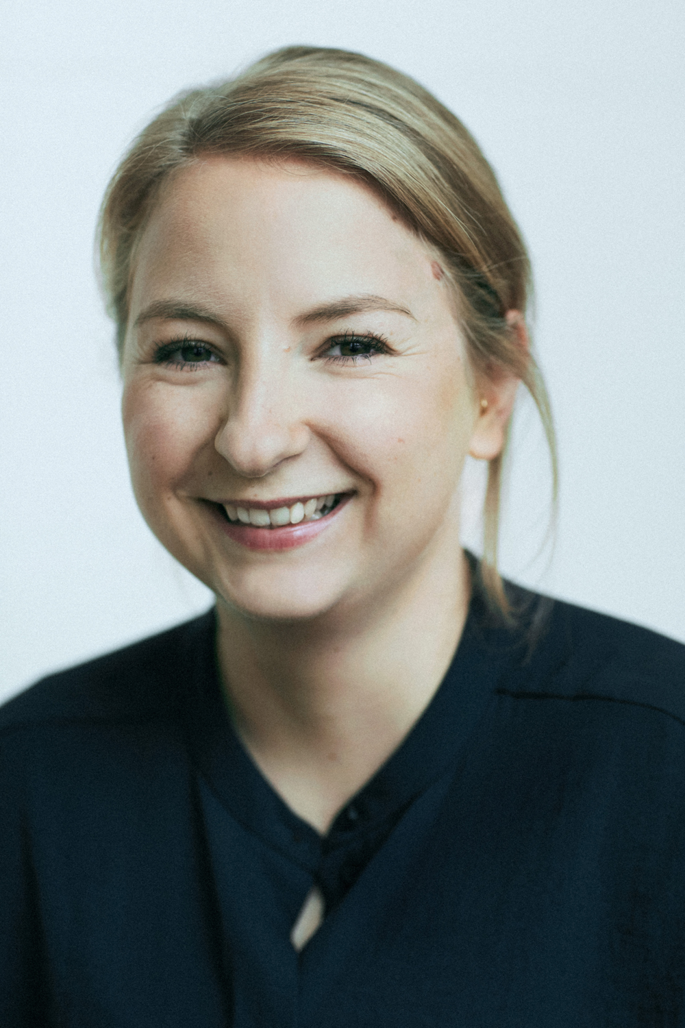 Makeup Artist Sandra Gimmel verrät auf sonrisa ihre besten Schmink-Tricks.