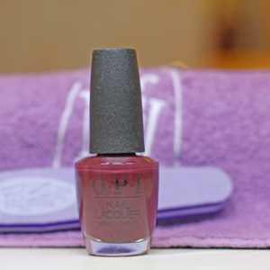 sonrisa war bei The Nail Bar in Basel und testete eine Maniküre mit UV-Lack von OPI.