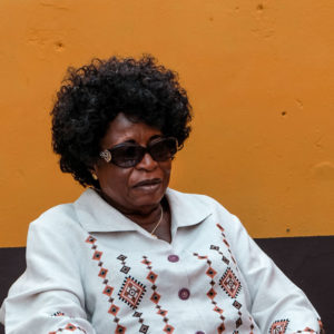 Frauenrechts-Expertin Madame Fati spricht am Weltfrauentag 2019 mit sonrisa über Frauen in Ghana - warum die Beauty-Industrie ihnen zu einem bessere Leben verholfen hat.