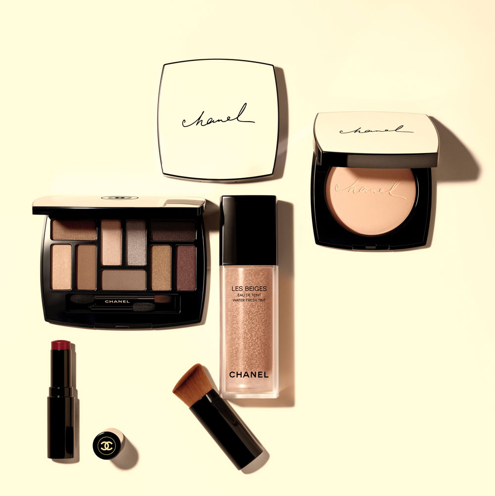 Chanel erweiter die Les Beiges Kollektion um tolle Makeup-Neuheiten, die selbst eine geschwätziger Beauty-Bloggerin vor Freude verstummen lässt. 