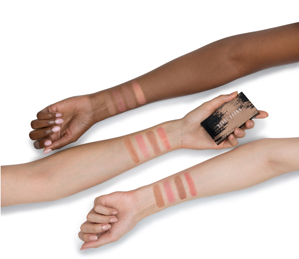 Mach Dich auf einen heissen Sommer gefasst: Inspriert vom goldenen Licht langer Sommertage entstand die Bobbi Brown Sommerkollektion Beach Metals. 