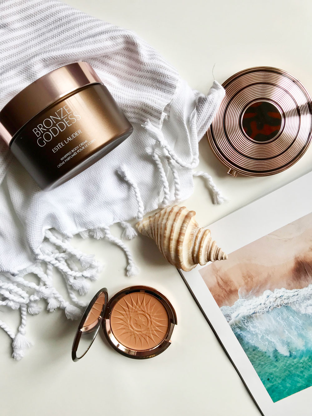 sonrisa zeigt Dir die Favoriten aus der Bronze Goddess Kollektion 2019 und sorgt damit für Sommergefühle. 