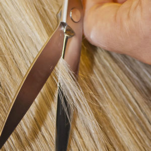 Damit der nächste Coiffeur-Besuch ein Happy End hat, gibt es auf sonrisa die ultimative Beauty-Checkliste.