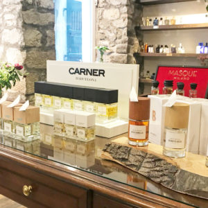 So findest Du das perfekte Parfum für Dich: Duft-Experte Joaquim Carner verrät in dieser exklusiven Beauty-Serie von sonrisa seine besten Tipps.