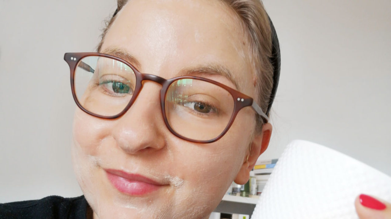 Gastbloggerin Sandra Gimmel testet neue Gesichtsmasken aus dem Naturkosmetik-Sektor - und verrät die besten Beauty-Therapien für gestresste Studierende!