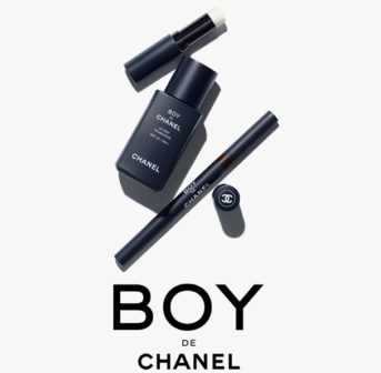 Der gepflegte Mann: Beauty-Held Daniel Ranz testet sich für sonrisa durch spannende Produkte aus dem Kosmetik-Kosmos für Männer wie etwa Makuep-Linie Chanel Boy.
