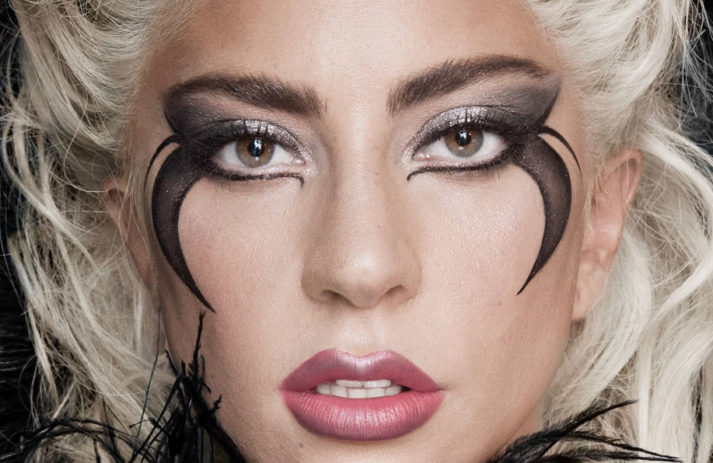 Das Warten hat ein Ende: Nachdem Lady Gaga im vergangenen Jahr bekannt gab, eine eigene Make-up-Linie zu lancieren, können die Produkte von Haus Laboratories nun vorbestellt werden – und auf sonrisa gibt es alle Informationen zu diesem neuen Beauty-Brand mit einer wichtigen Botschaft.