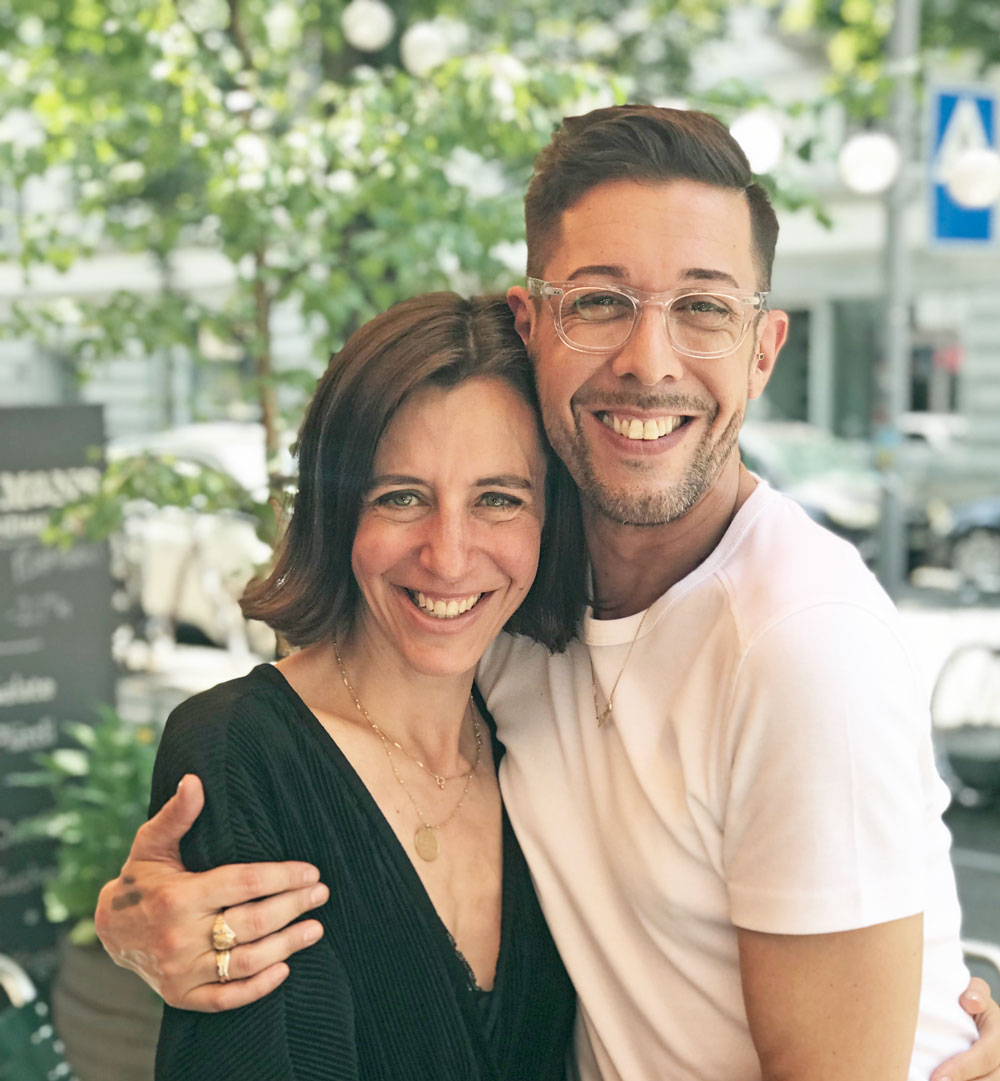 Makeup-Artist Karim Sattar von Dr. Hauschka verrät exklusiv auf sonrisa seine Antworten auf all jene Schmink-Fragen, die ihm besonders häufig gestellt werden. 