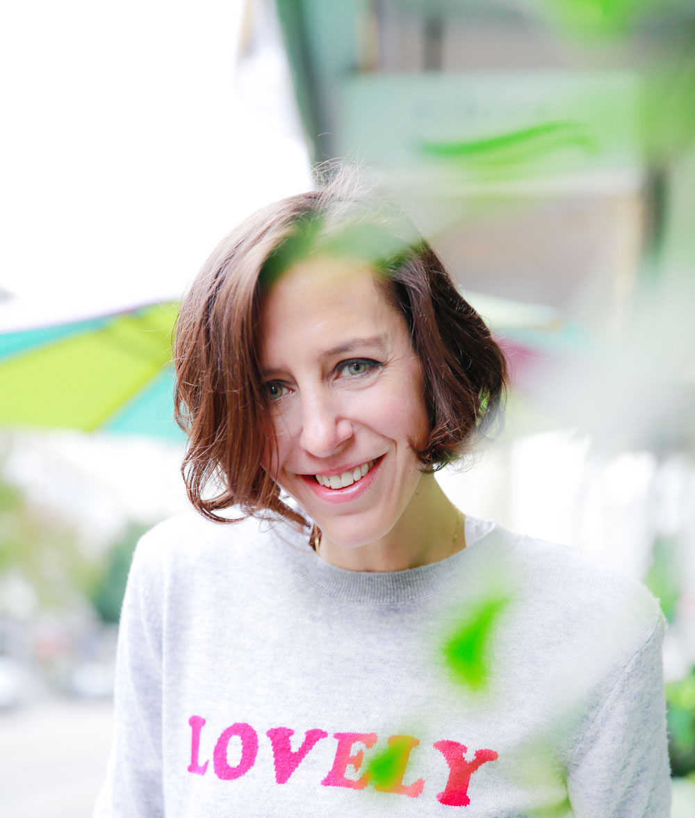 Durch die Zeitumstellung kriegen wir eine Stunde geschenkt, die es sinnvoll zu nutzen gilt - zum Beispiel mit den Beauty-Tipps von sonrisa.