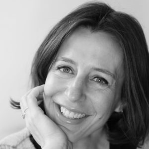 In der neuen Lifestyle-Rubrik von sonrisa gibt es je einen Buch-, TV- und Podcast-Tipp mit Happy-Bonus.