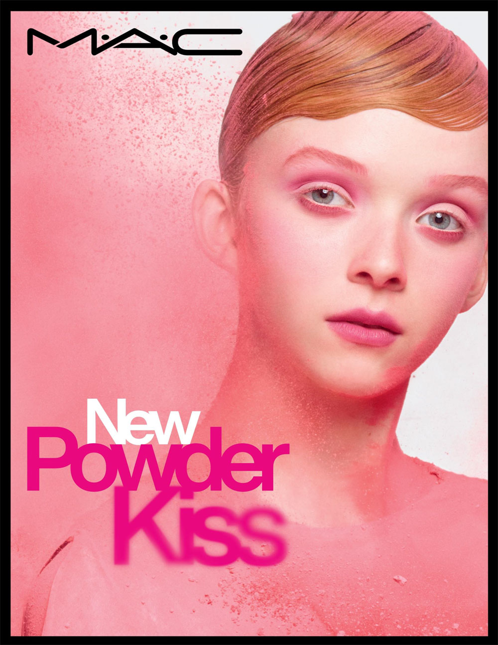 Mac erweitert die legendäre Powder KissSerie um flüssige Lippenstifte sowie pudrig-crèmige Lidschatten. 
