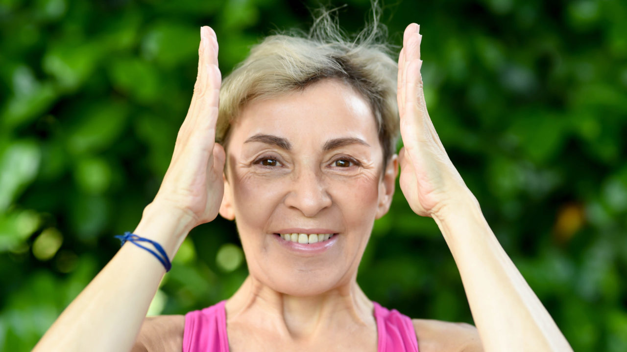 Grown Alchemist-Mitbegründer Jeremy Muijs hat sonrisa im exklusiven Interview seine besten Tipps für ein strahlendes Aussehen verraten.