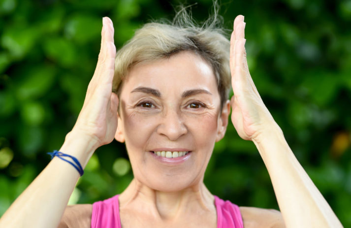 Grown Alchemist-Mitbegründer Jeremy Muijs hat sonrisa im exklusiven Interview seine besten Tipps für ein strahlendes Aussehen verraten.