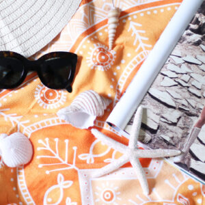 Dr. Hauschka-Experte Karim Sattar verrät, wie man den Sommer-Glow ganz natürlich verlängern kann.