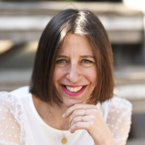 In den sonrisa Kultur Tipps vom August 2020 gibt Empfehlungen zum Lesen, Schauen und Hören.