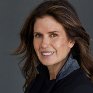 Zur Feier der Markteinführung von Westman Atelier in der Parfümerie Spitzenhaus gibt es auf sonrisa zehn Fun Facts über die talentierte Star-Visagistin.