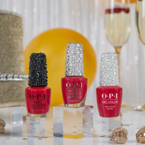 Die limitierte Weihnachtskollektion Shine Bright by OPI sorgt für viel Bling-Bling auf den Nägeln!