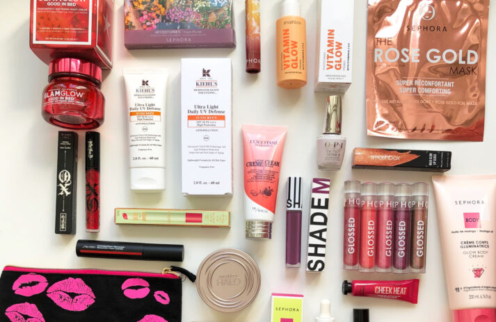 Win red: Bei der grossen Instagram-Verlosung gibt es ein riesiges Beauty-Kit in Rot zu gewinnen!