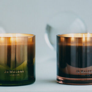 Die Layered Candles von Jo Malone London vereinen jeweils zwei der beliebtesten Raumdüfte in einer Kerze.