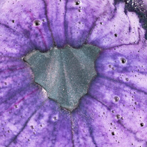 Die Halloween Collection 2020 von Lush sorgt für gruslig-schöne Momente im Bad.