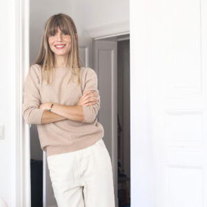 Jungunternehmerin und Beauty-Expertin Dunja Kara spricht auf sonrisa über ihrem Werdegang vom Lipgloss-Fan zum Girlboss in der Kosmetik-Szene.