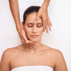 In den Beauty-News vom Januar 2021 auf sonrisa.ch findest Du eine Übersicht mit den besten Lancierungen aus dem Beauty-Kosmos.