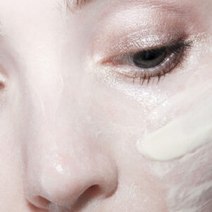 In den Beauty-News vom März 2021 auf sonrisa.ch findest Du eine Übersicht mit den besten Lancierungen aus dem Beauty-Kosmos.