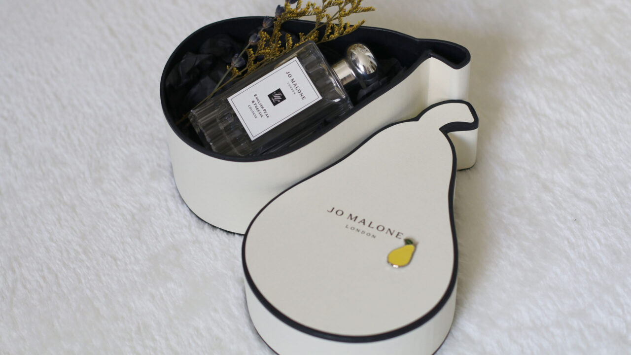 Den Duft-Bestseller English Pear & Freesia von Jo Malone London gibt es als limtierter Auflage neu in besonderer Verpackung.