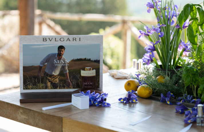 Sonrisa war an der Lancierung von Bvlgari Man Terrae Essence in der Toskana und hat viele Bilder mit 
