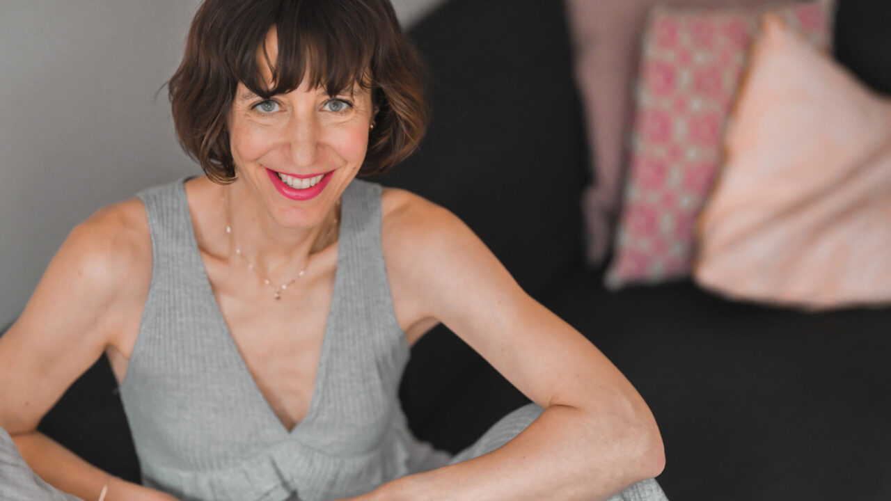 In den sonrisa Unterhaltungs Tipps vom September 2021 gibt es neue Empfehlungen zum Lesen, Schauen und Hören.