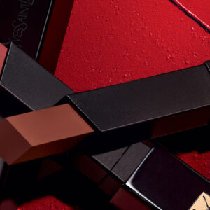 YSL Beauty erweitert mit der Velvet Radical Collection die beliebte The Slim-Serie um neue Lippenstifte in besonders samtiger Textur.