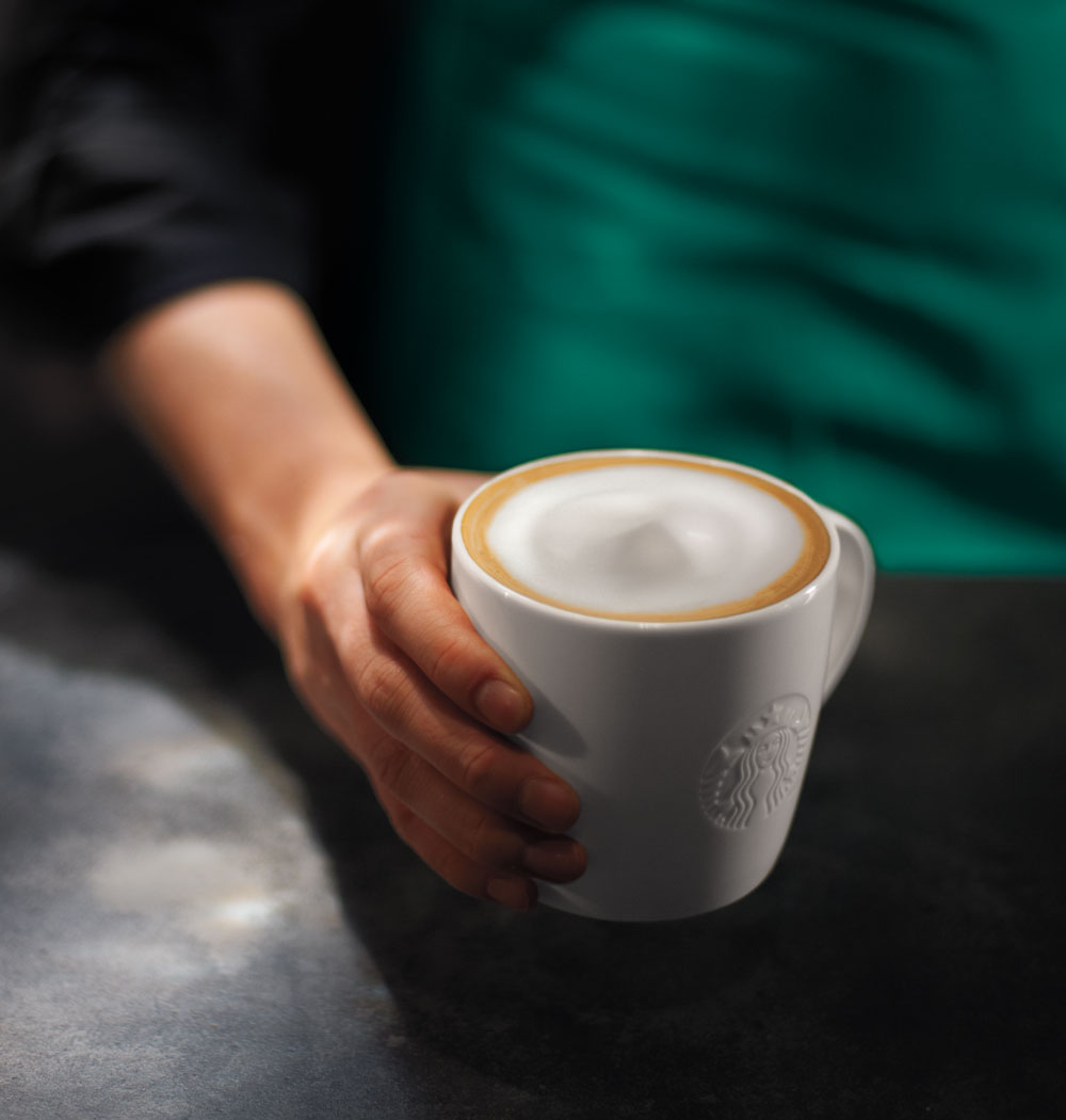 Hoch die Tassen! sonrisa verlost ein exklusives Kaffee-Set von Starbucks im Wert von über 100 CHF. Einfach so, weil Du es verdient hast! 
