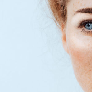 Die limitierte Glow to go-Palette von Dr. Hauschka erfüllt sämtliche Beauty-Wünsche von sonrisa und hat damit das Potential zu einem neuen Makeup-Favoriten.