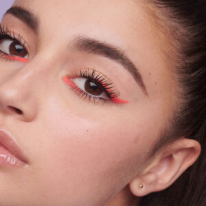 In den Beauty-News vom Februar 2022 auf sonrisa.ch findest Du eine Übersicht mit den besten Lancierungen aus dem Beauty-Kosmos.