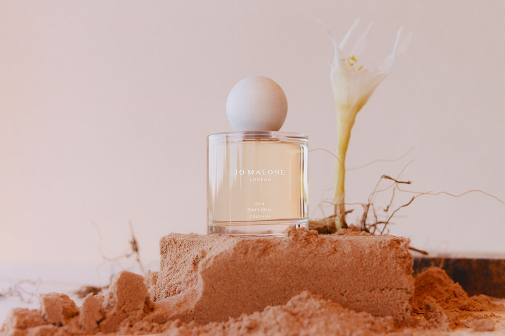 Die Jo Malone Blossom Kollektion 2022 ist eine Hommage an Sardinien und sorgt für sommerlich-duftende Insel-Vibes.